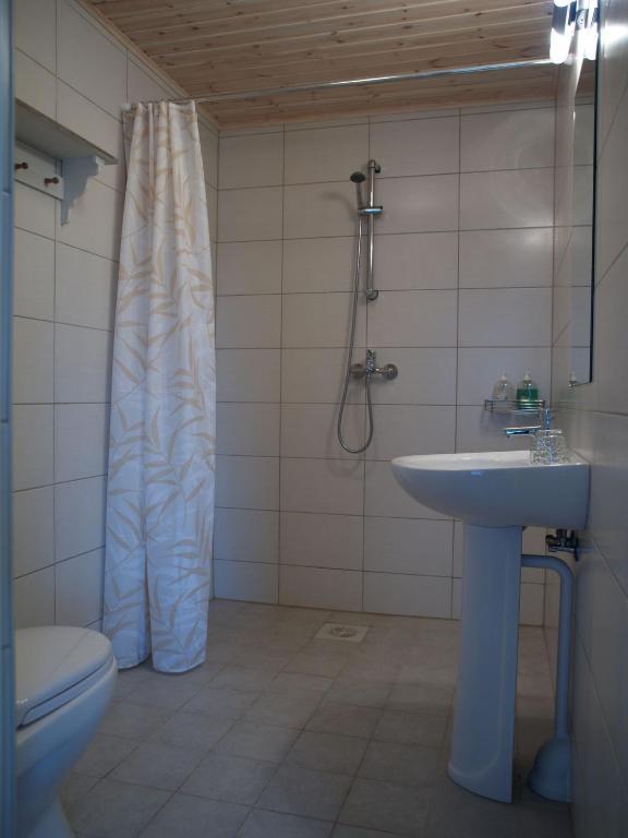 Maria Talu Guesthouse Pootsi Bilik gambar