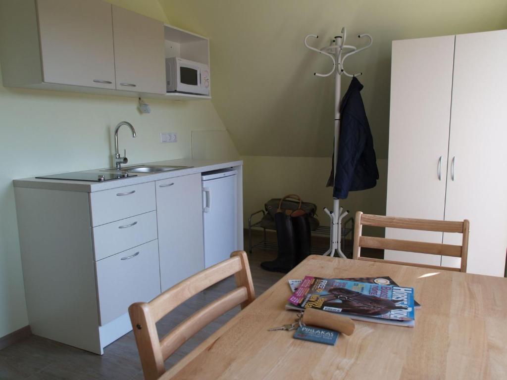 Maria Talu Guesthouse Pootsi Bilik gambar